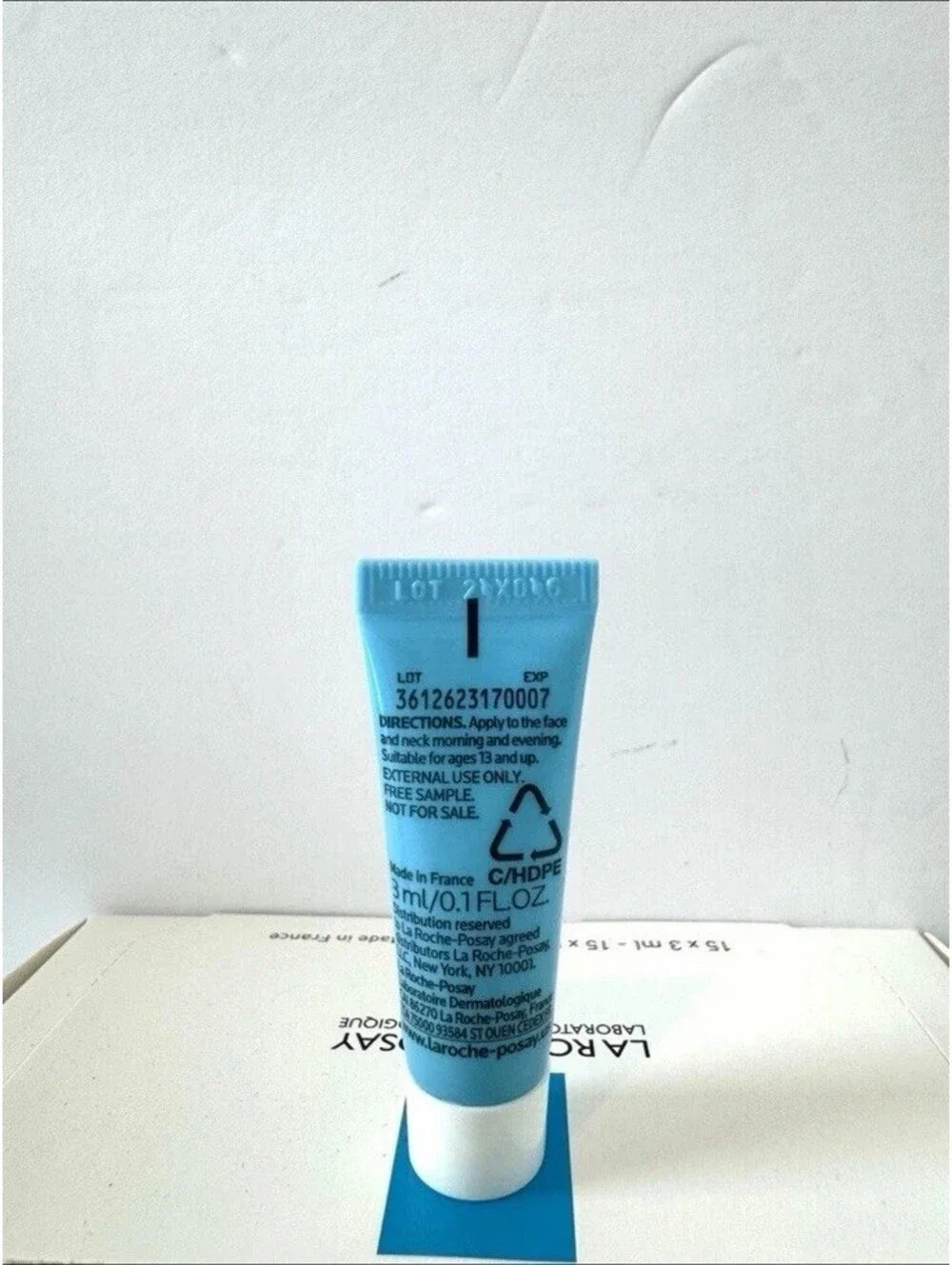 La Roche Posay Toleriane Matte Double Repair Moisturizer15 Bottles X 3ML 1.5FIOz